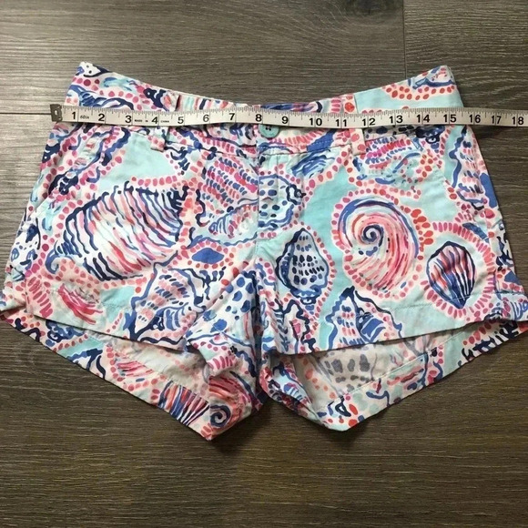 Lilly Pulitzer The Walsh Shorts Shell Me About It Size 2 - Picture 8 of 11